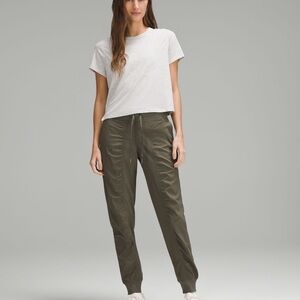 Lululemon dance studio high rise Jogger